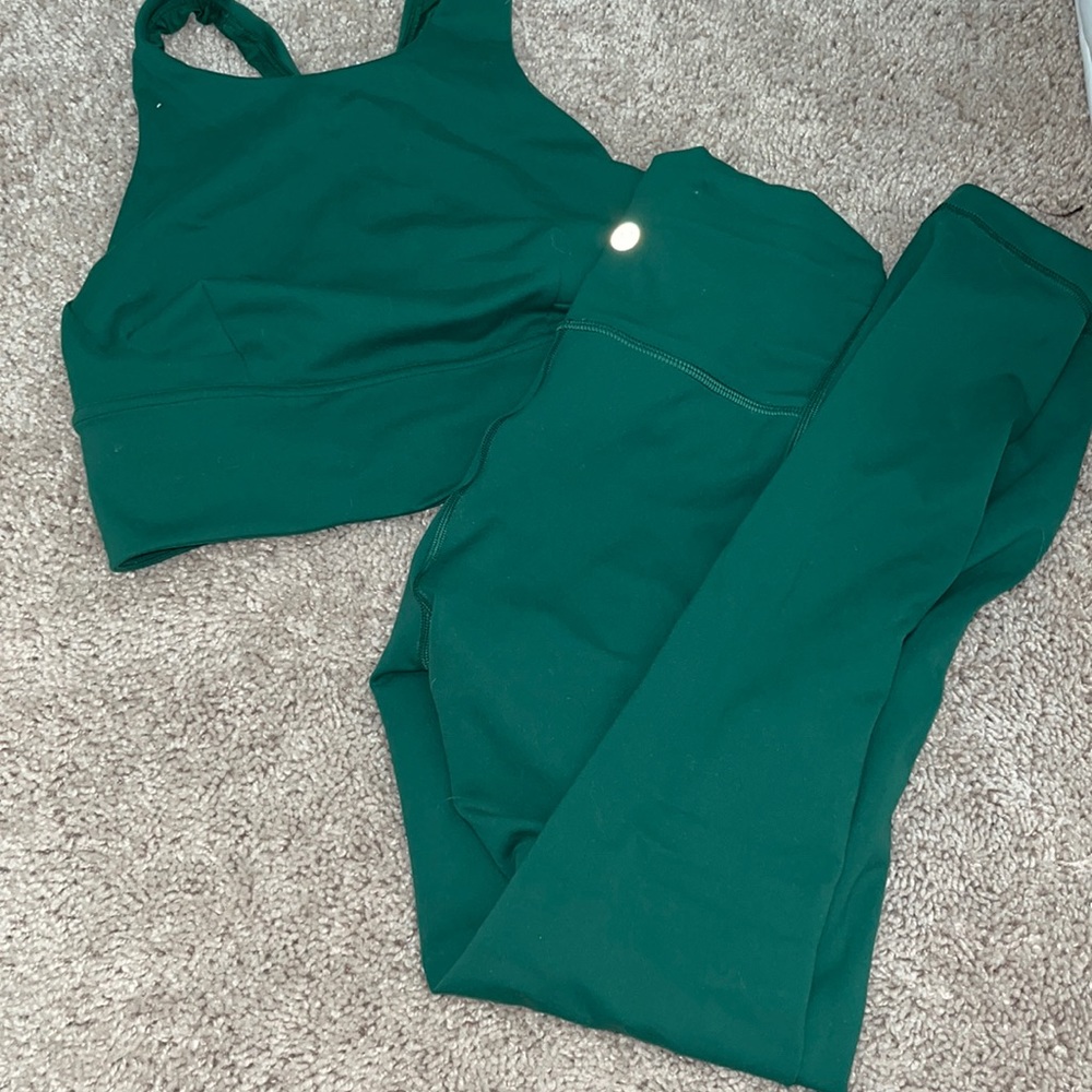 Lulu lemon green legging and sports bra set